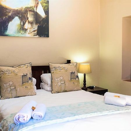 The Tides Inn Bed And Breakfast Дърбан Екстериор снимка