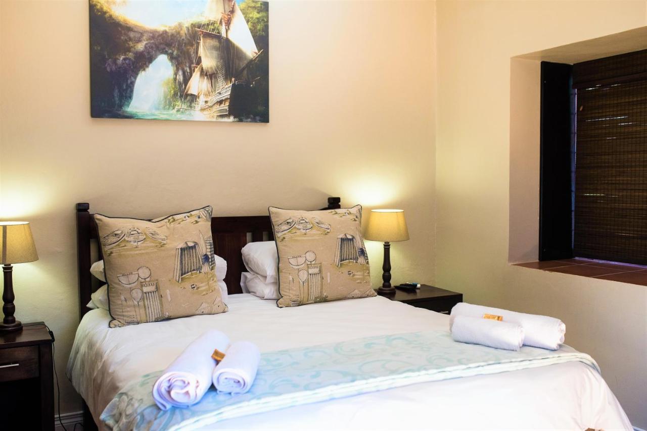 The Tides Inn Bed And Breakfast Дърбан Екстериор снимка